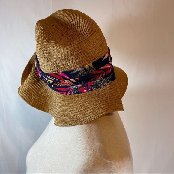 GENIE FEDORA BILLIE HAT BY EUGENIA KIM - Picture 4 of 8